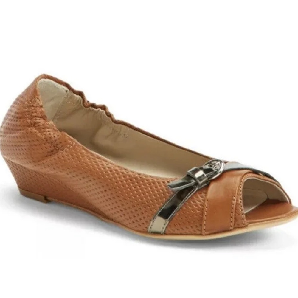 ATTILIO GIUSTI LEOMBRUNI AGL Brandy Perforated Leather Wedge Pumps 40.5